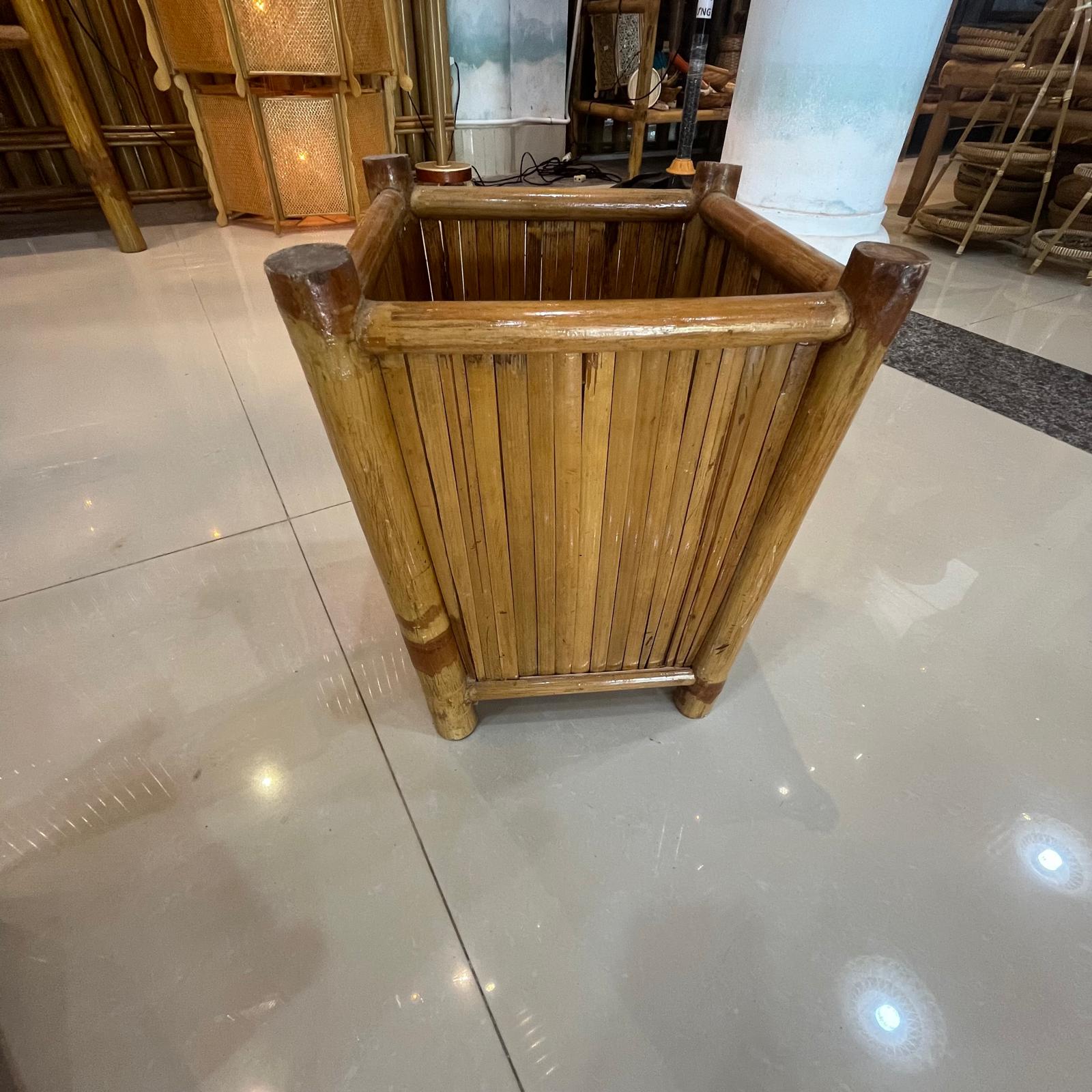 Panier Bambou-Cube-Fabriquée main au Vietnam